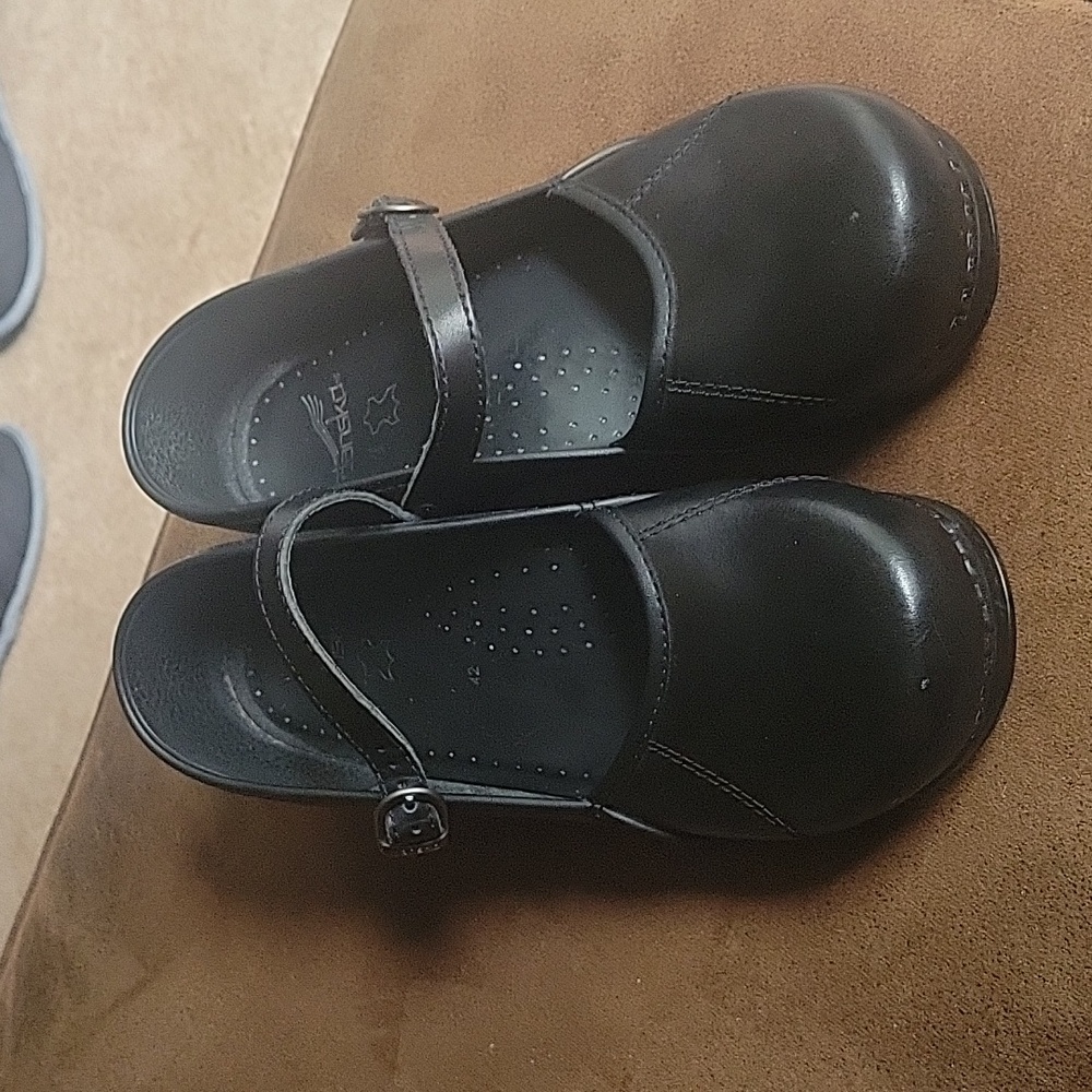 EUC Dansko Mary Jane Clogs
